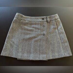 UNITED COLORS OF BENETTON Herringbone Wool Wrap Mini Skirt Italy 38 US XS/2